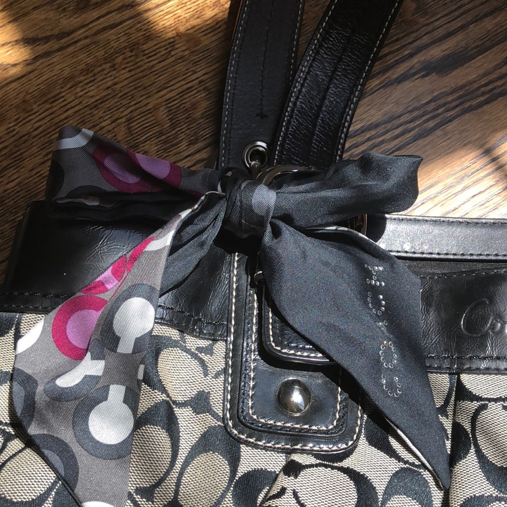 Coach Purse - Picture 3 of 3